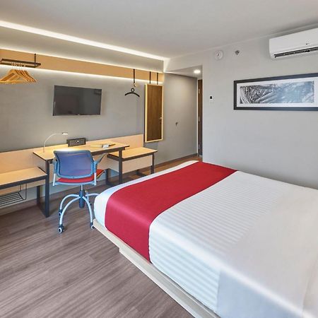City Express By Marriott Chihuahua Extérieur photo